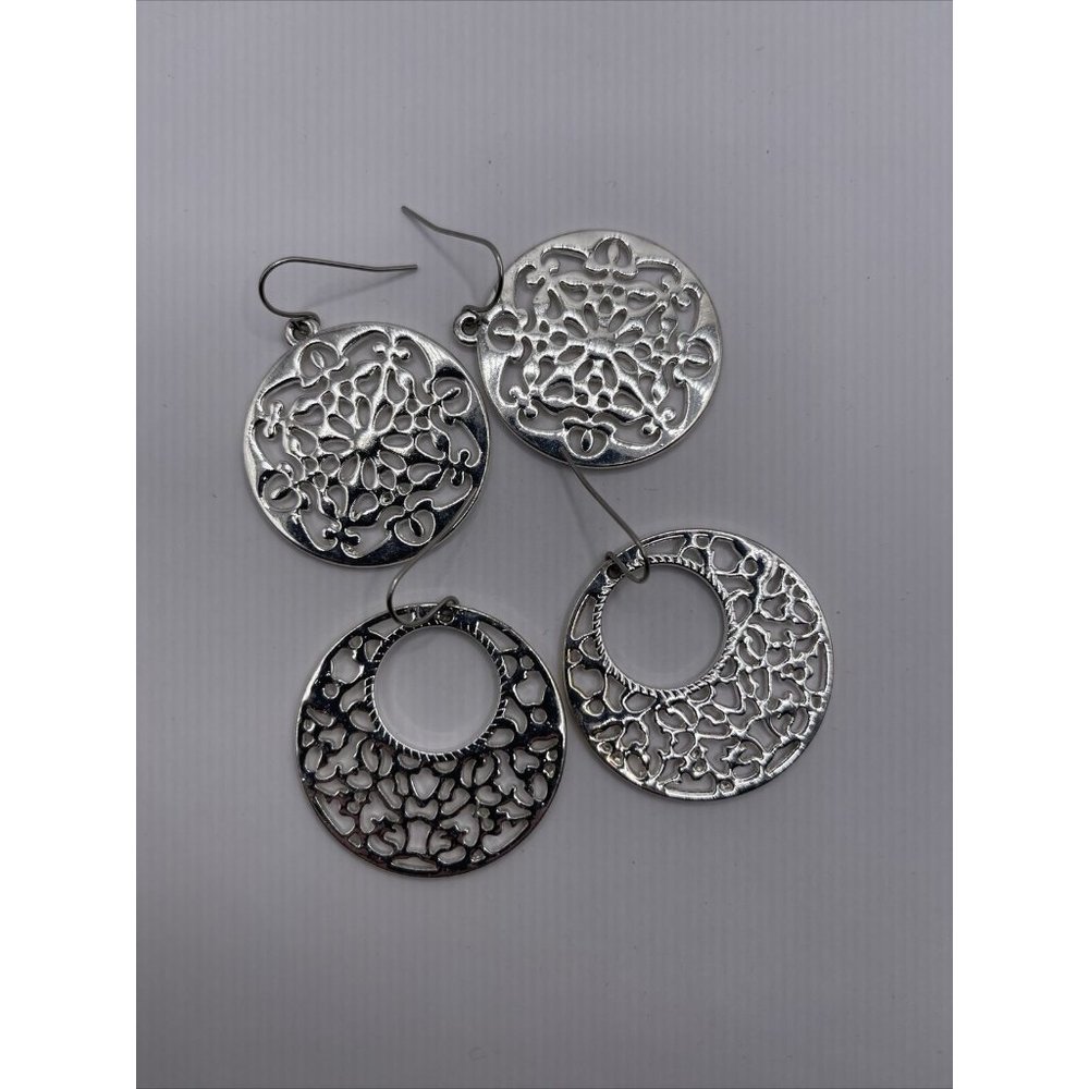silver tone round dangle earrrings 2 pair